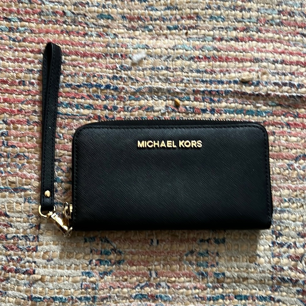 Michael Kors Wristlet